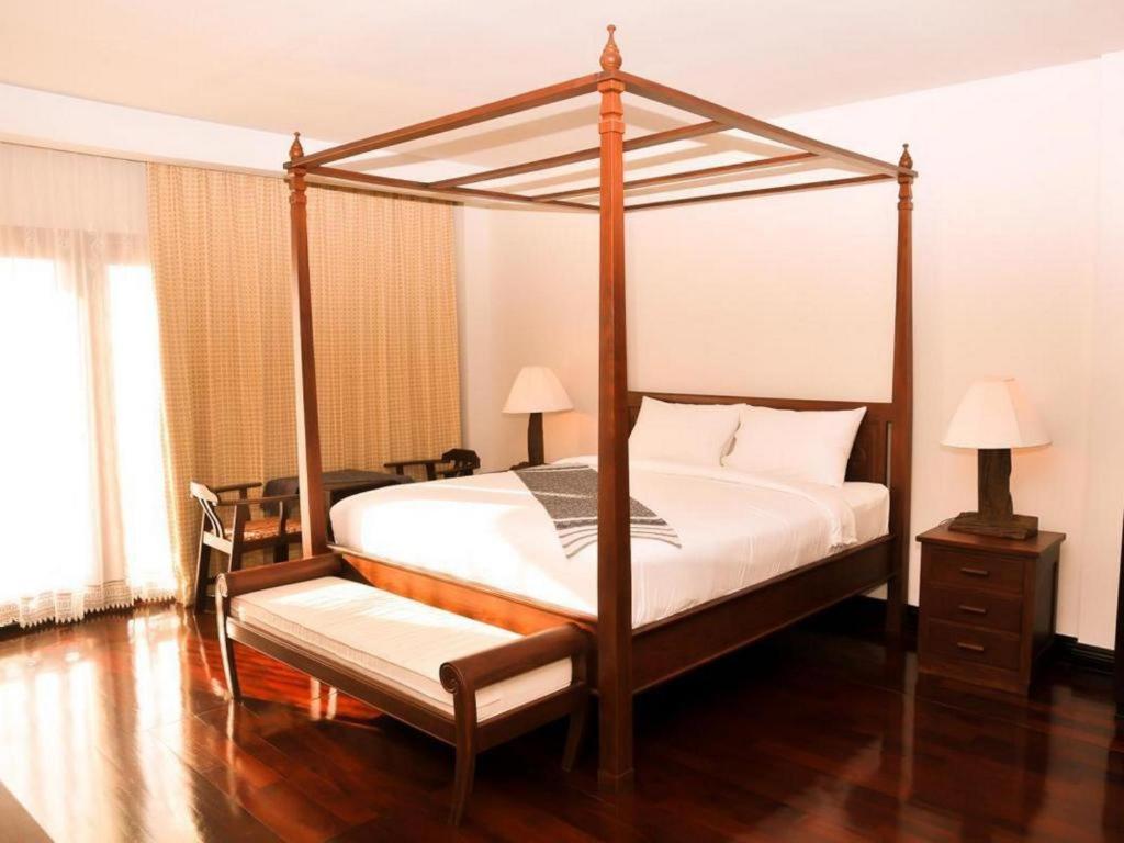 Daosavanh Resort & Spa Hotel Саванакет Екстериор снимка