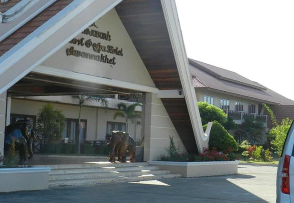 Daosavanh Resort & Spa Hotel Саванакет Екстериор снимка