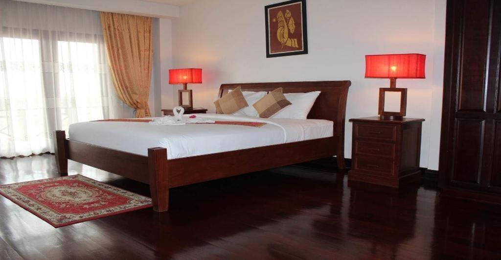 Daosavanh Resort & Spa Hotel Саванакет Екстериор снимка