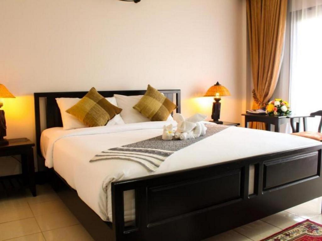 Daosavanh Resort & Spa Hotel Саванакет Екстериор снимка