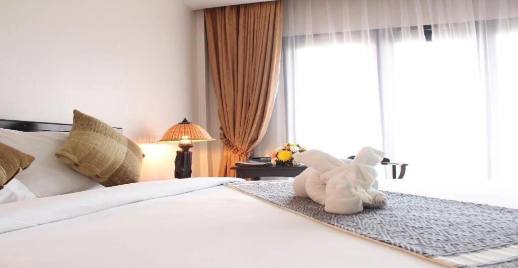 Daosavanh Resort & Spa Hotel Саванакет Екстериор снимка