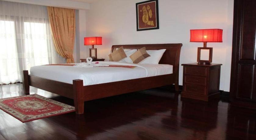 Daosavanh Resort & Spa Hotel Саванакет Екстериор снимка